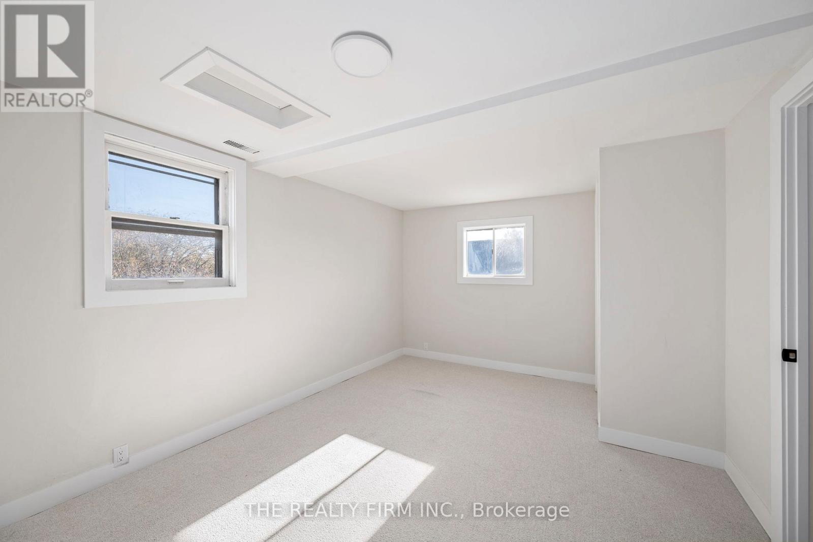 165 Sunset Drive, St. Thomas, Ontario N5R 3C1 - Photo 18 - X12601000