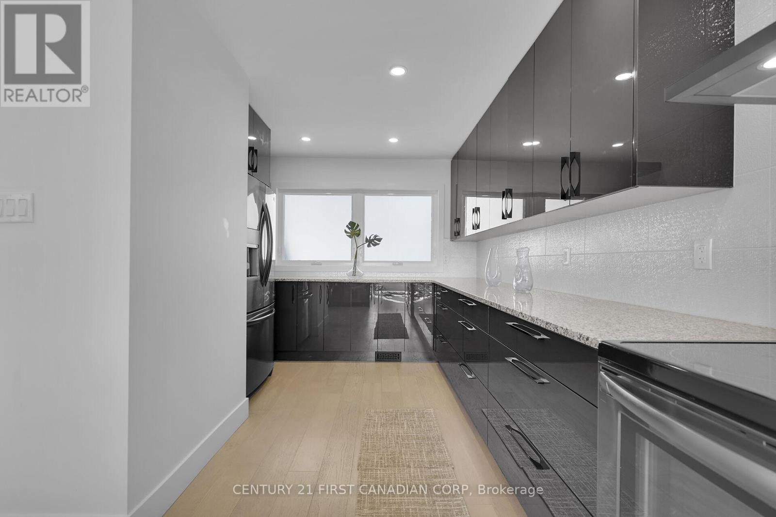 878 Riverside Drive, London North, Ontario  N6H 2T3 - Photo 15 - X12601026