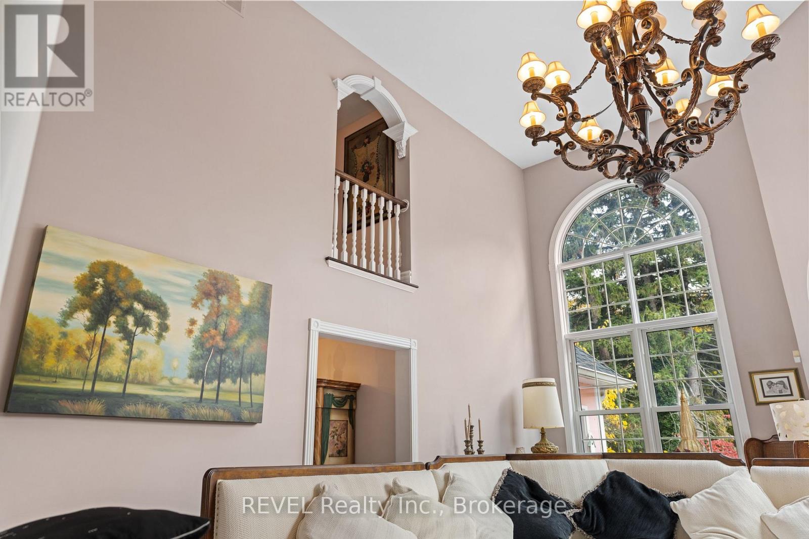 242 Simcoe Street, Niagara-On-The-Lake, Ontario L0S 1J0 - Photo 16 - X12565068