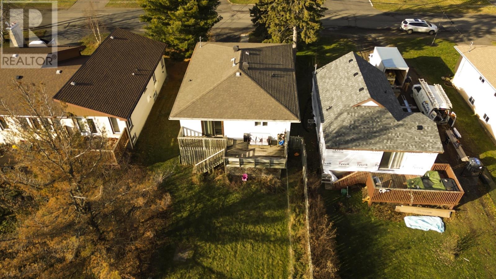 301 Sherwood Ave, Thunder Bay, Ontario P7B 6L2 - Photo 47 - TB253469