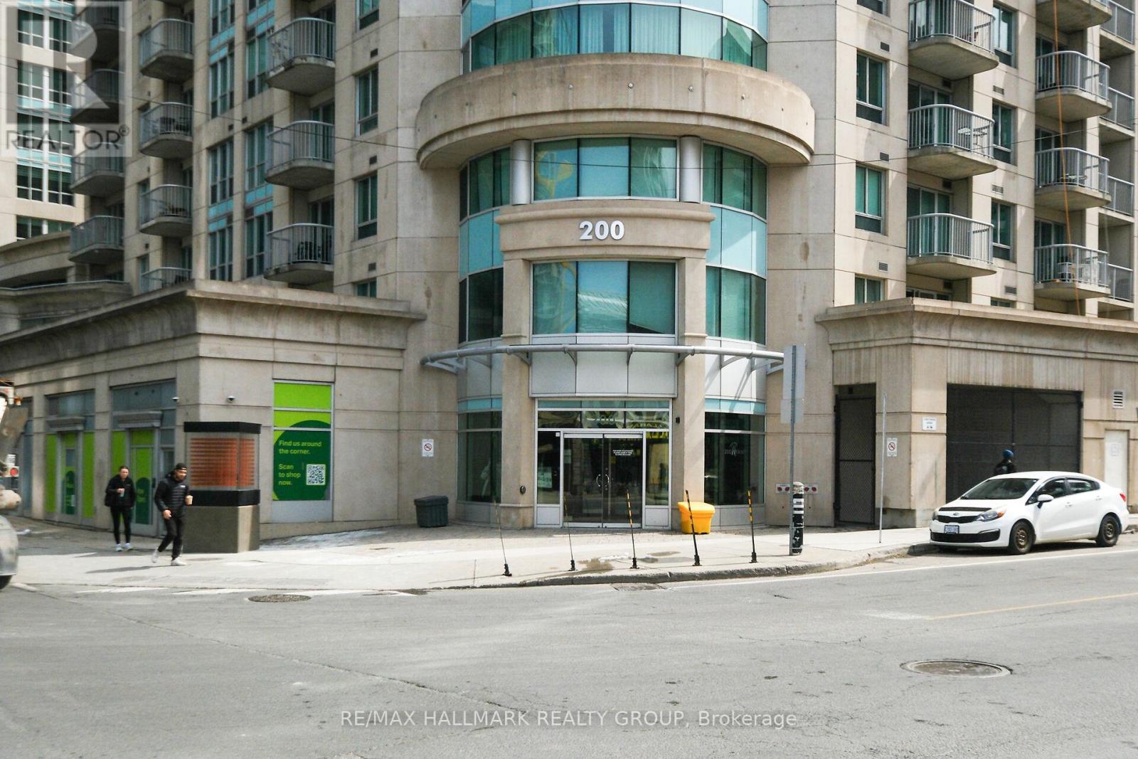 706 - 200 Rideau Street, Ottawa, Ontario  K1N 5Y1 - Photo 2 - X12600822