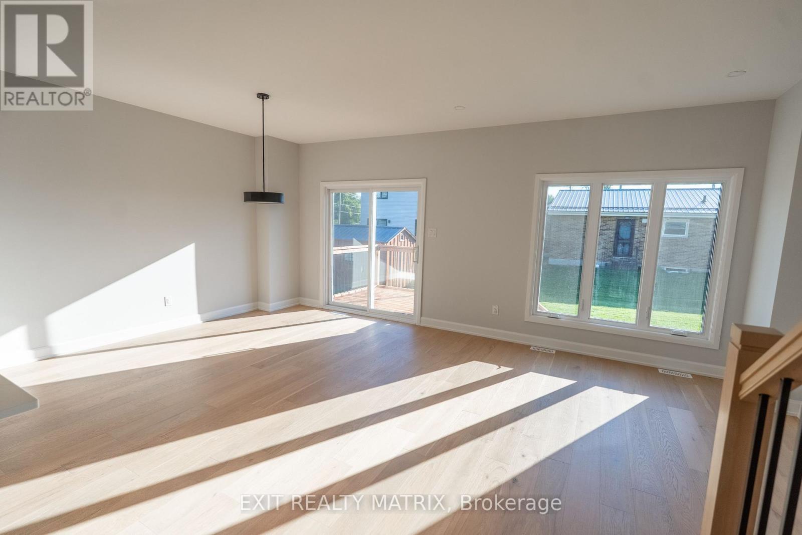 1404 Caroline Court, Cornwall, Ontario K6J 0C5 - Photo 10 - X12601004