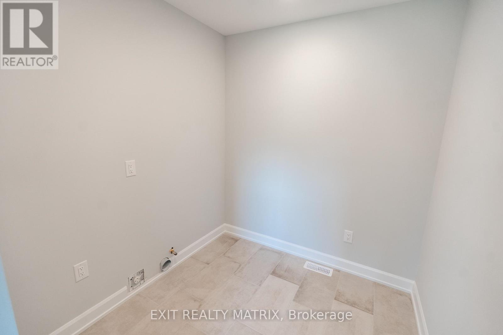 1404 Caroline Court, Cornwall, Ontario K6J 0C5 - Photo 14 - X12601004