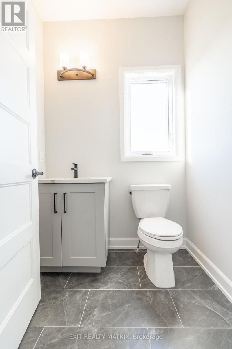 1404 Caroline Court, Cornwall, Ontario K6J 0C5 - Photo 6 - X12601004