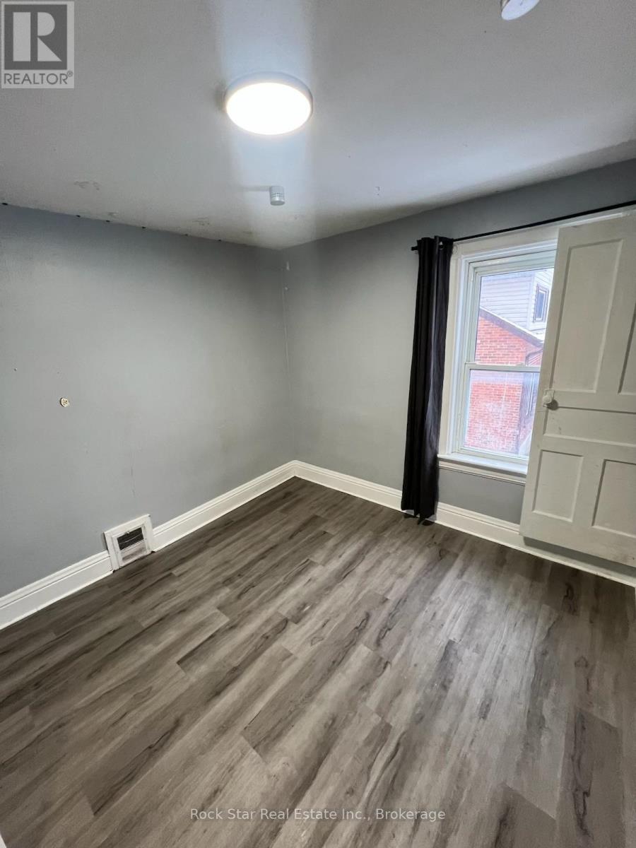 199 Lingham Street, Belleville, Ontario  K8N 3T5 - Photo 12 - X12600948