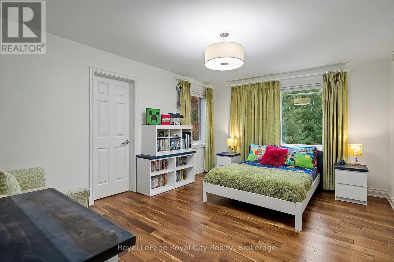 20 Fox Run Drive, Puslinch, Ontario N0B 2J0 - Photo 26 - X12464474