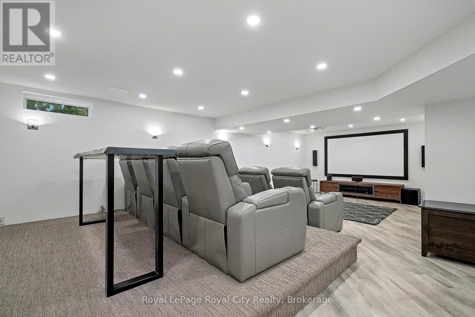 20 Fox Run Drive, Puslinch, Ontario N0B 2J0 - Photo 29 - X12464474