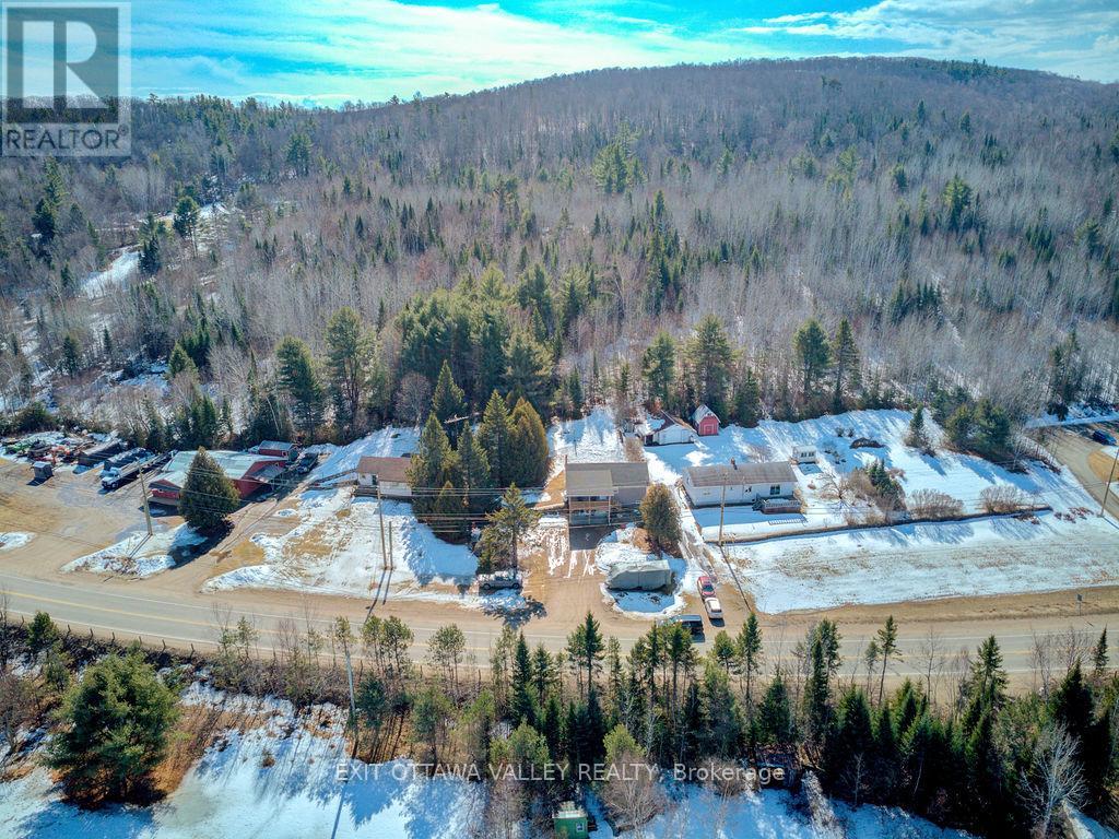 39090 Combermere Road, Madawaska Valley, Ontario  K0J 1L0 - Photo 41 - X12601008