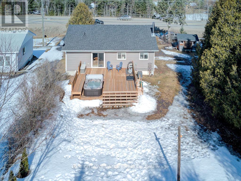39090 Combermere Road, Madawaska Valley, Ontario  K0J 1L0 - Photo 42 - X12601008