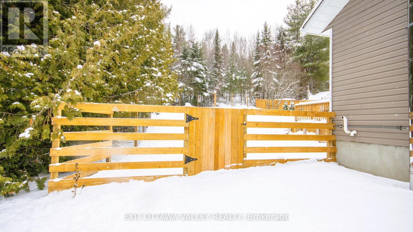 39090 Combermere Road, Madawaska Valley, Ontario  K0J 1L0 - Photo 7 - X12601008