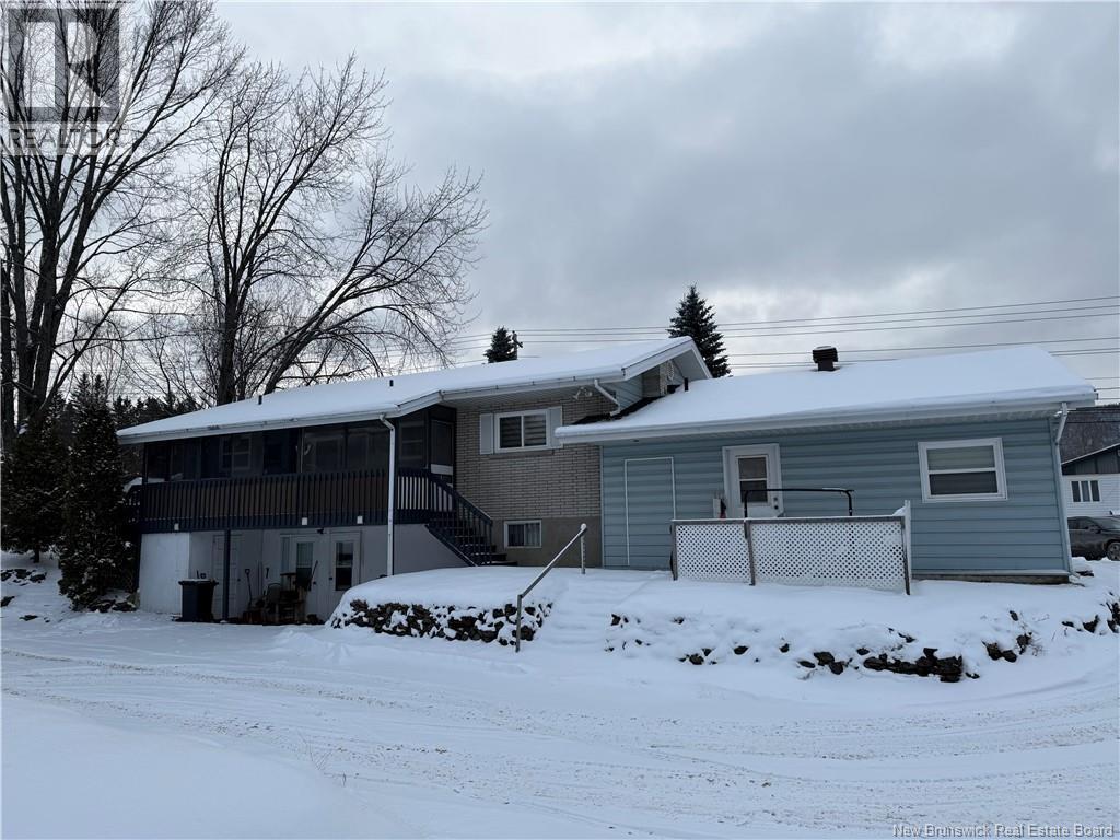 711 Victoria Street, Edmundston, New Brunswick  E3V 3S9 - Photo 17 - NB130933
