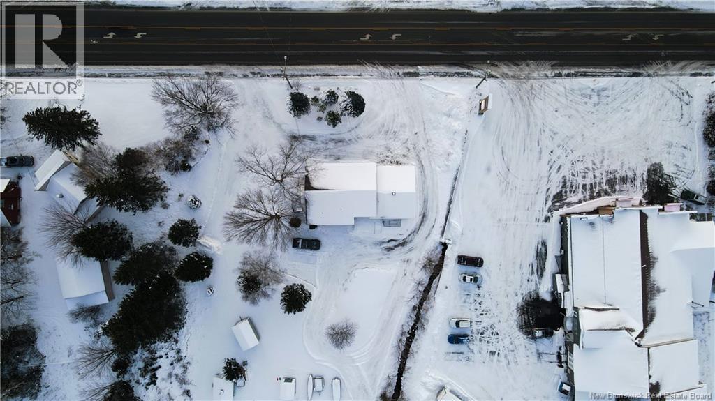 711 Victoria Street, Edmundston, New Brunswick  E3V 3S9 - Photo 11 - NB130933