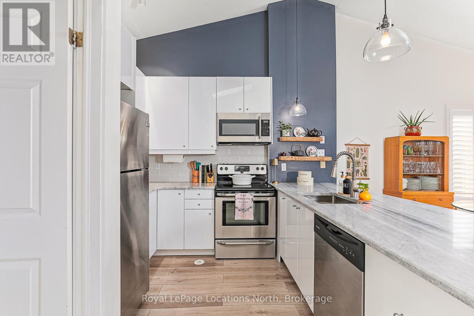 13 - 5 Harbour Street E, Collingwood, Ontario  L9Y 5C5 - Photo 11 - S12600836