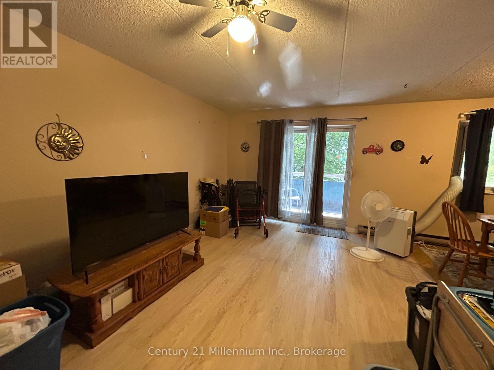 202 - 460 Ontario Street, Collingwood, Ontario  L9Y 4E5 - Photo 6 - S12600982