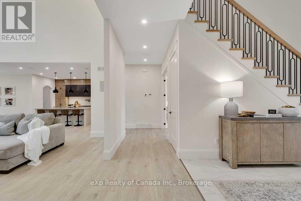 45 August Crescent, Norwich, Ontario  N0J 1R0 - Photo 15 - X12600988