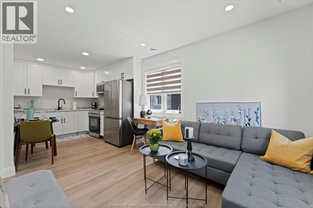 MLS# 25031041: 1808 MEIGHEN Unit# 3, Windsor, Canada