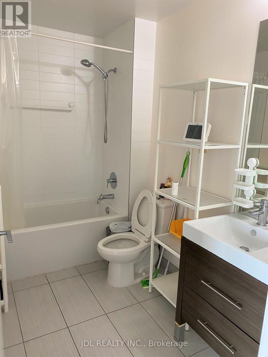 2904 - 70 Forest Manor Road, Toronto, Ontario  M2J 0A9 - Photo 9 - C12600794