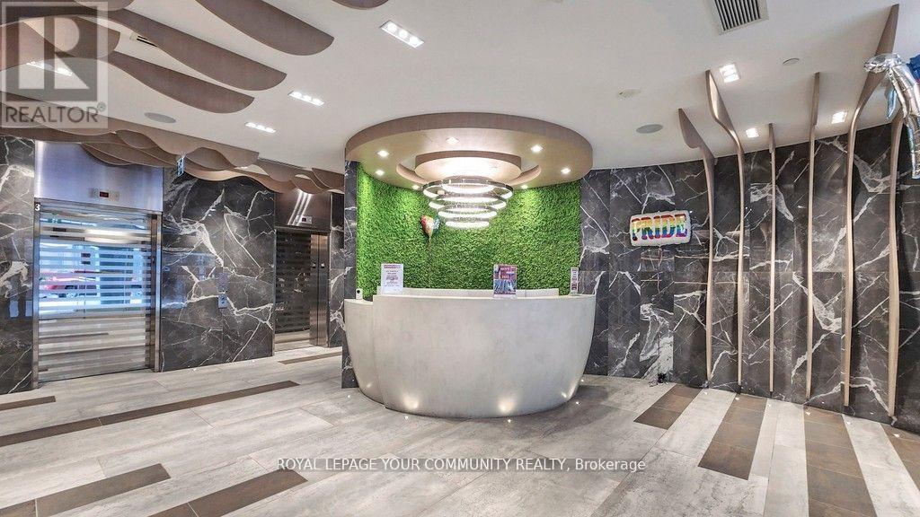 1701 - 21 CARLTON STREET, Toronto, Ontario