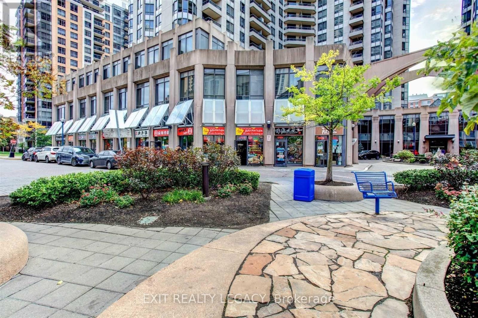 1617 - 15 Northtown Way, Toronto, Ontario  M2N 7A2 - Photo 2 - C12600912