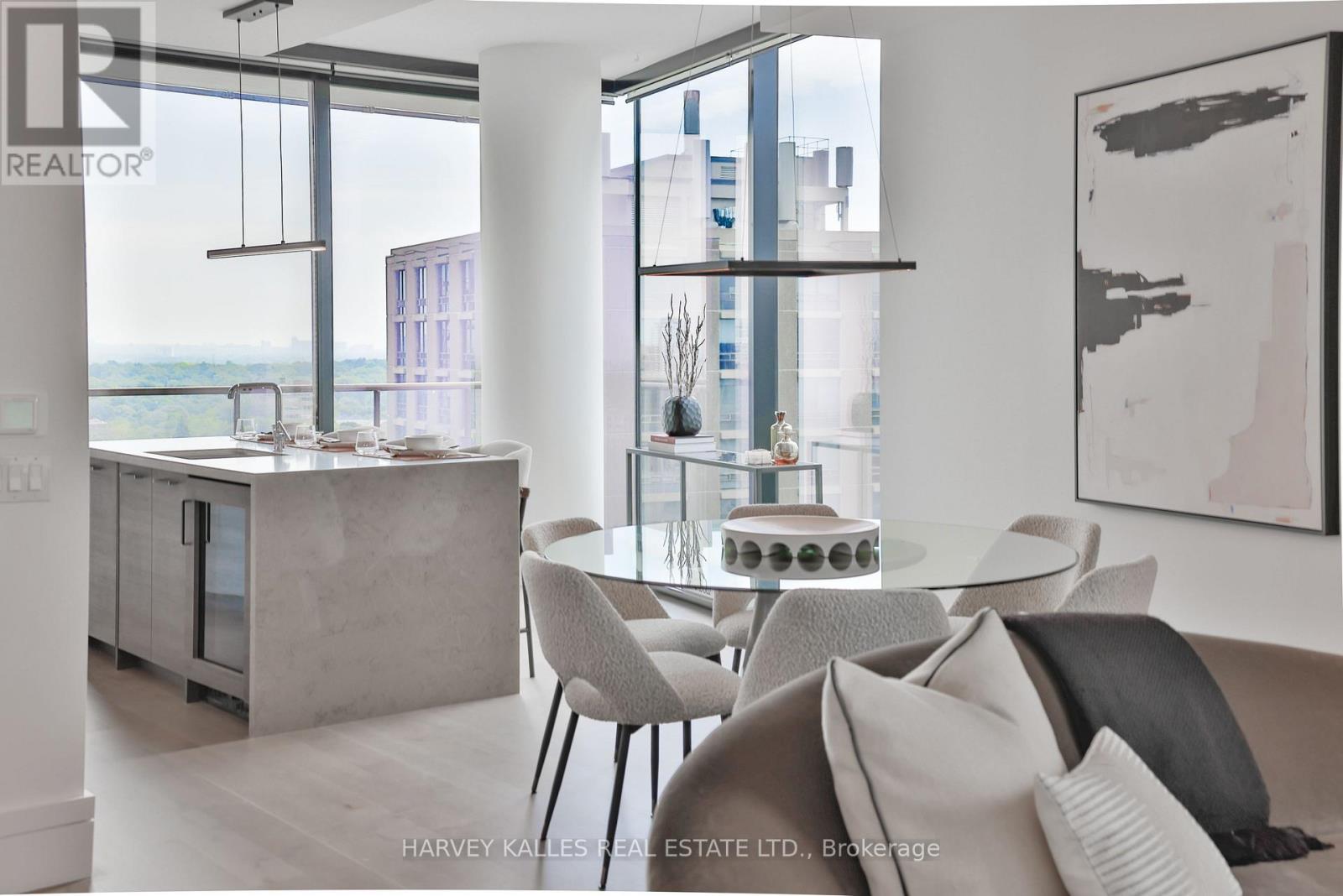 1607 - 215 Lonsdale Road, Toronto, Ontario  M4V 1W7 - Photo 3 - C12601024