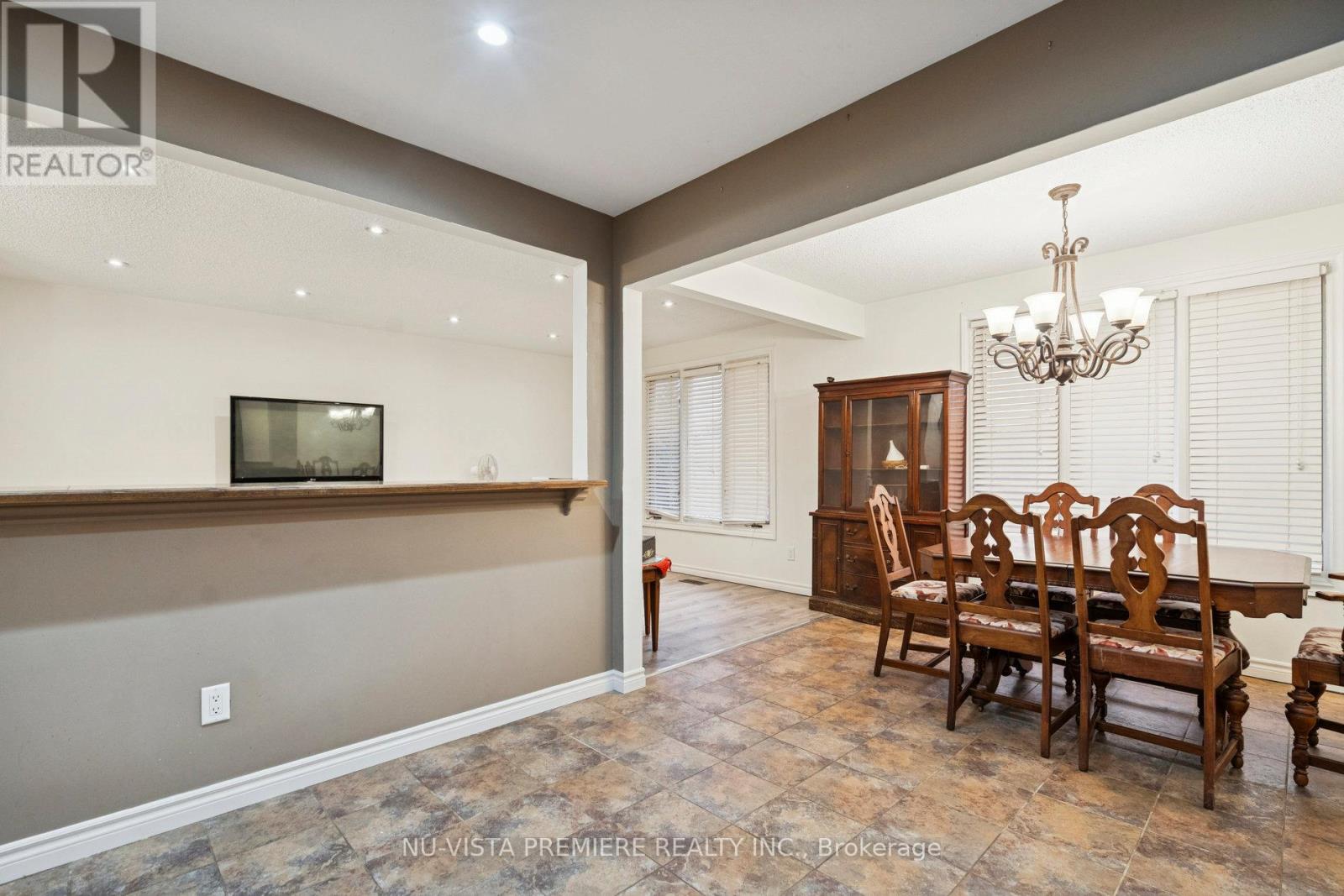 1 Osijek Crescent, Brantford, Ontario  N3P 1Z3 - Photo 10 - X12479551