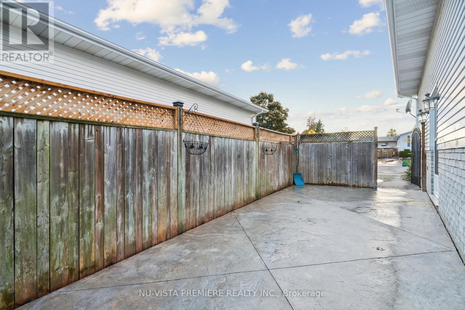 1 Osijek Crescent, Brantford, Ontario  N3P 1Z3 - Photo 23 - X12479551