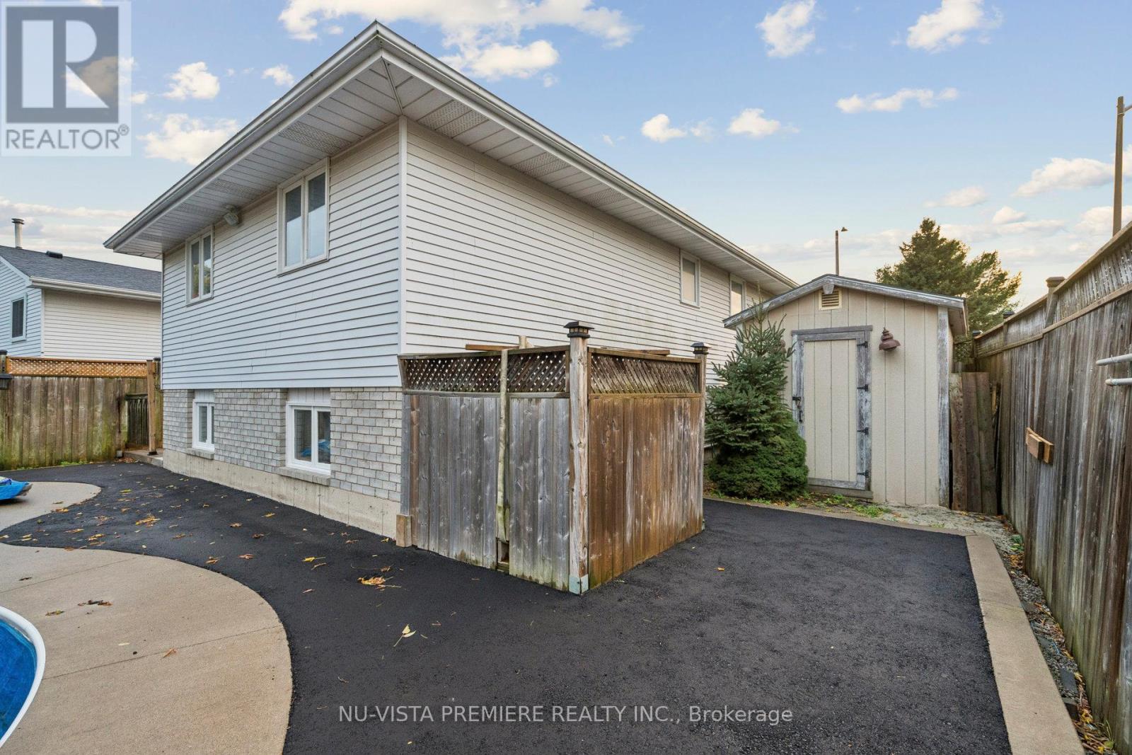 1 Osijek Crescent, Brantford, Ontario  N3P 1Z3 - Photo 25 - X12479551