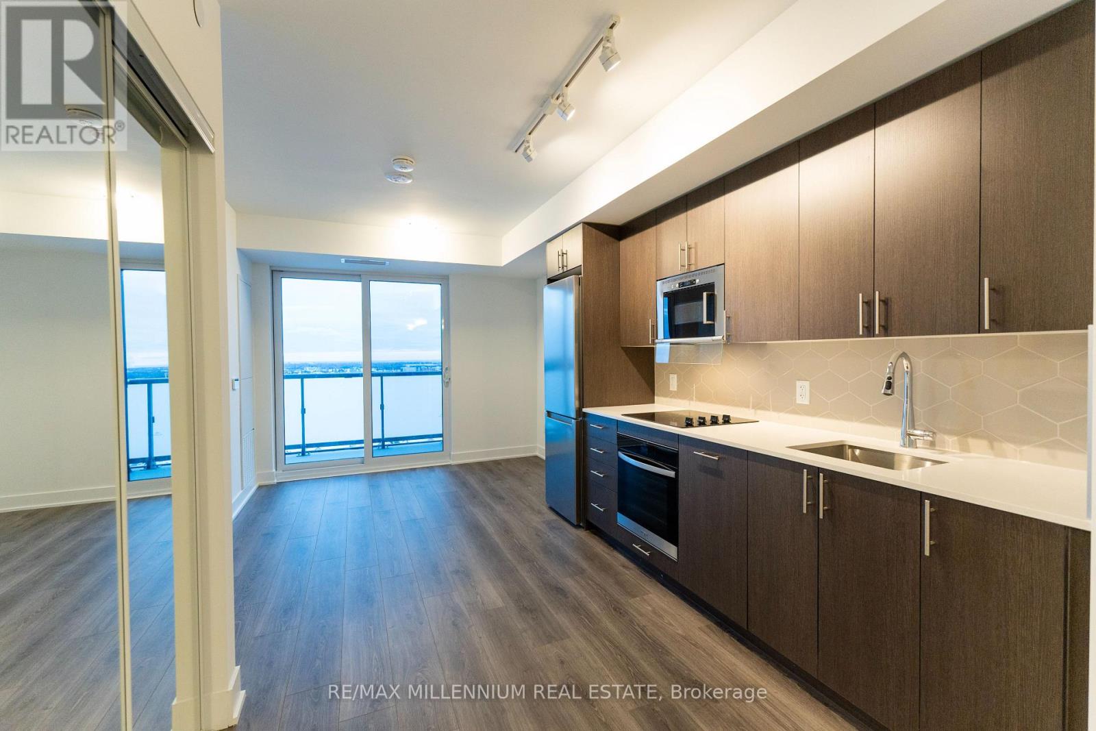 1540 - 2545 Simcoe Street N, Oshawa, Ontario  L1L 0W3 - Photo 7 - E12600854