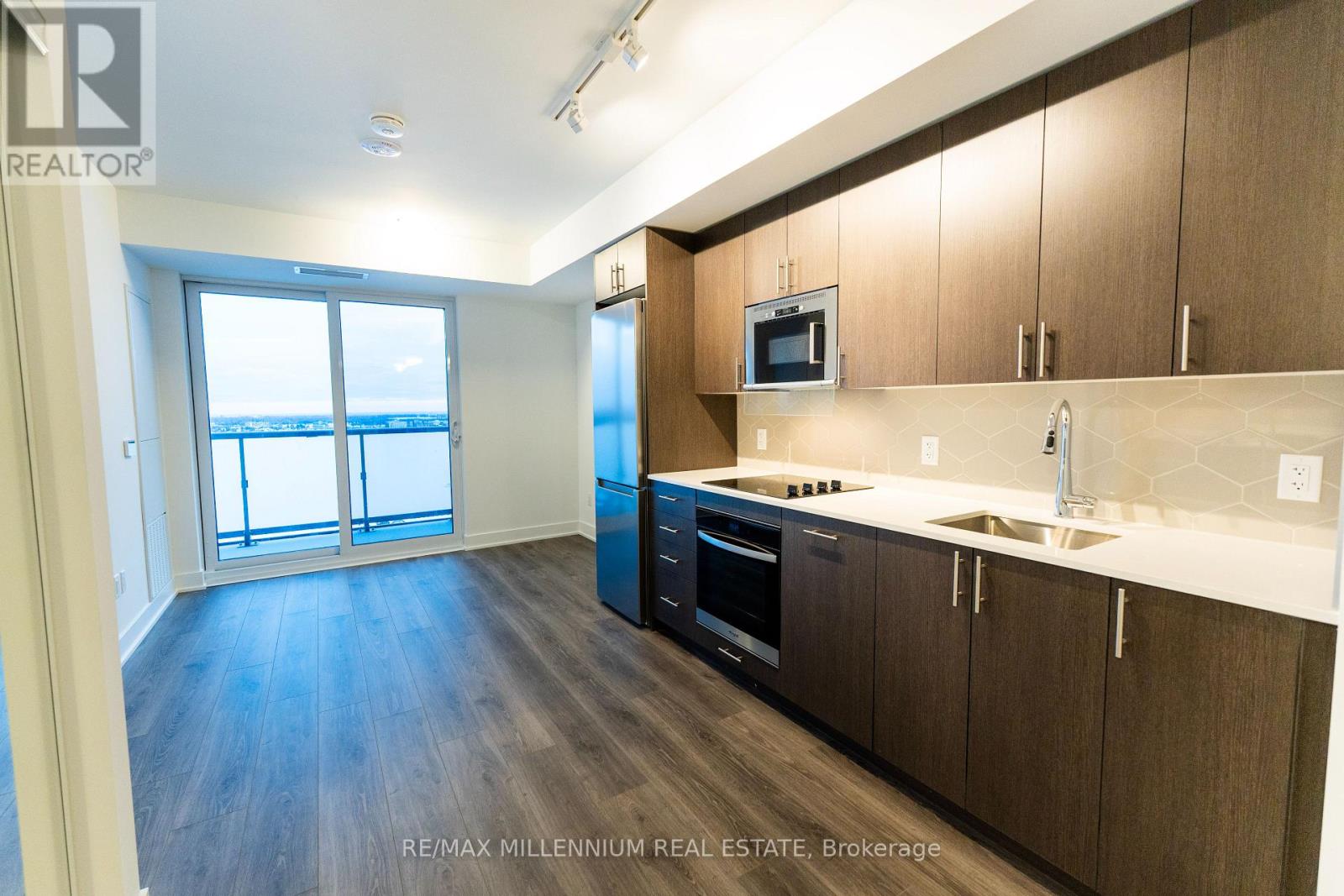 1540 - 2545 Simcoe Street N, Oshawa, Ontario  L1L 0W3 - Photo 8 - E12600854