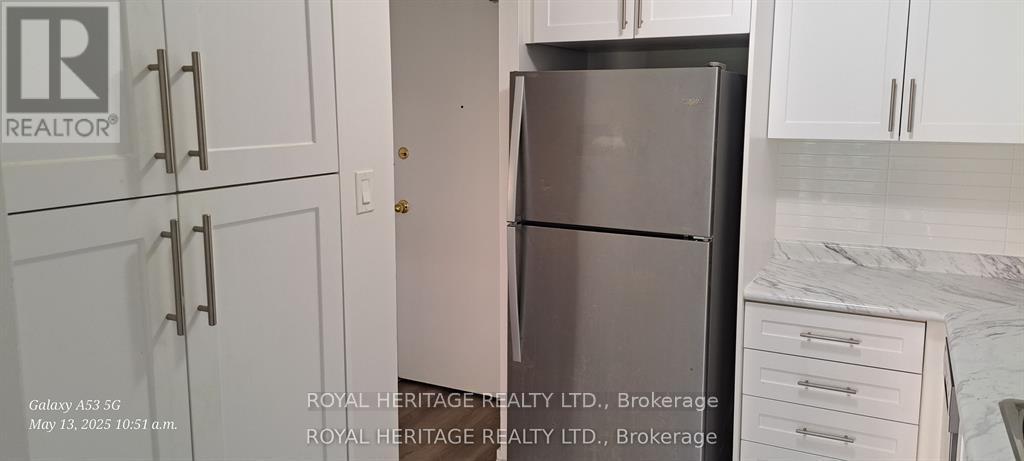 1 - 945 SIMCOE STREET N, Oshawa, Ontario