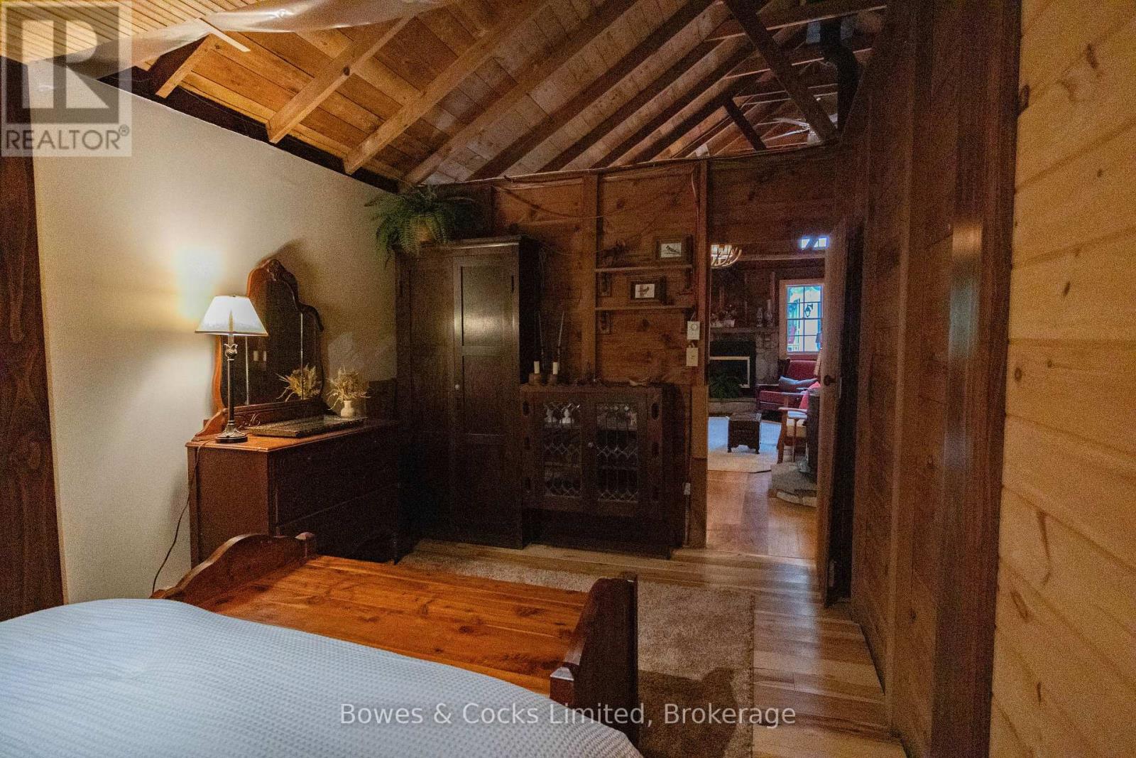 408 Couchs Road, North Kawartha, Ontario  K0L 1A0 - Photo 14 - X12442787