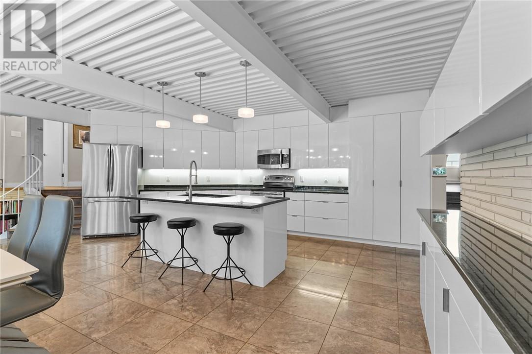 40 Lakeview Drive, Sudbury, Ontario  P3E 2B6 - Photo 3 - 2125853