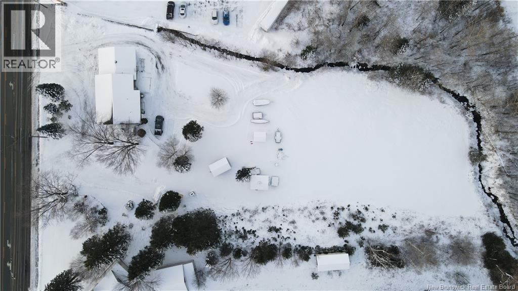 711 Victoria Street, Edmundston, New Brunswick  E3V 3S9 - Photo 6 - NB130994