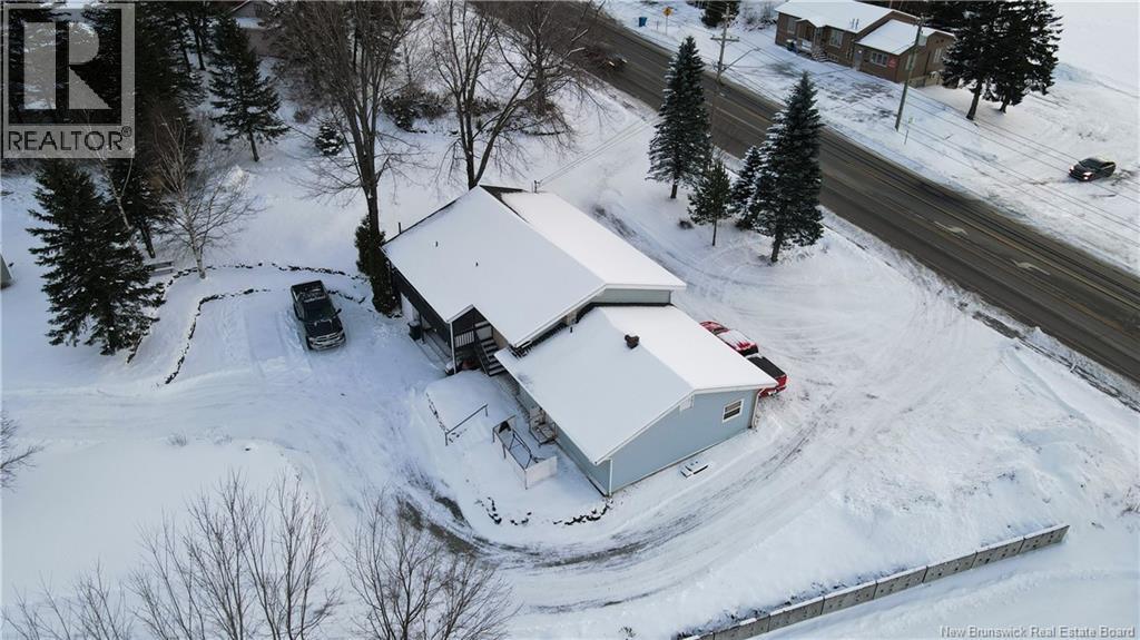 711 Victoria Street, Edmundston, New Brunswick  E3V 3S9 - Photo 11 - NB130994