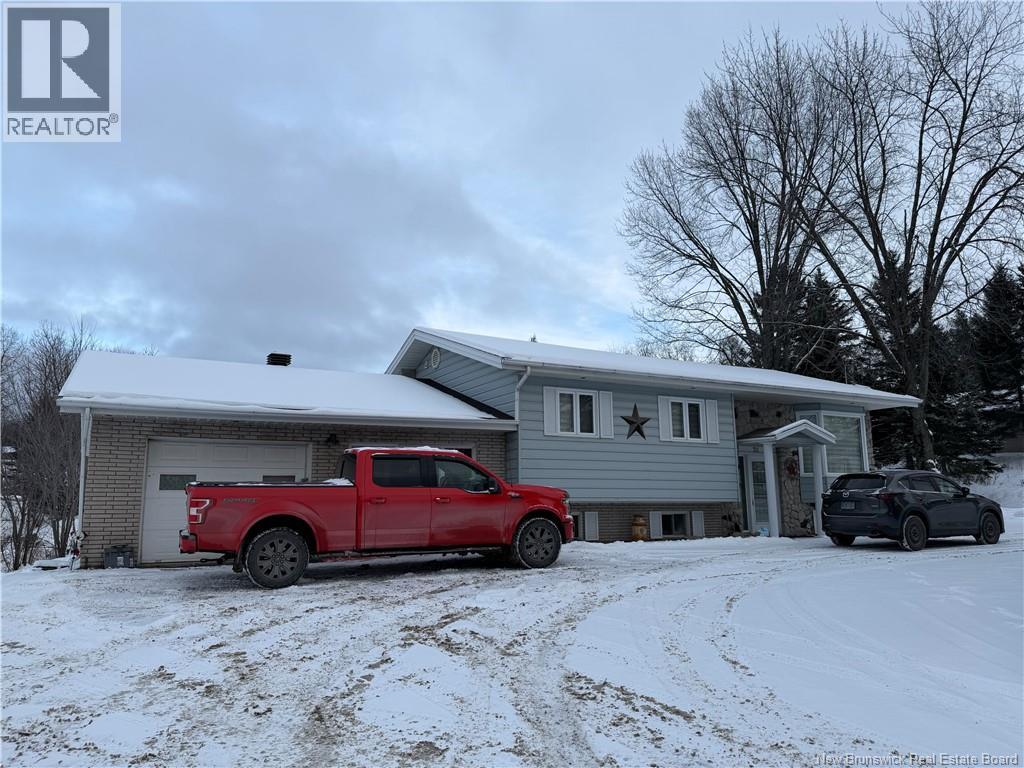 711 Victoria Street, Edmundston, New Brunswick  E3V 3S9 - Photo 13 - NB130994