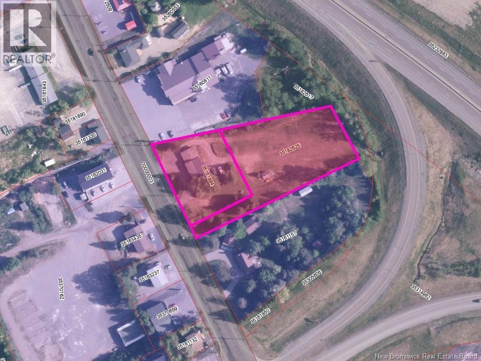 711 Victoria Street, Edmundston, New Brunswick  E3V 3S9 - Photo 2 - NB130994