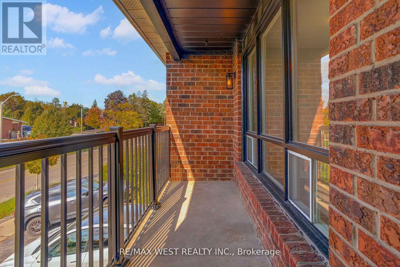 101 Tall Grass Trail, Vaughan, Ontario  L4L 3J3 - Photo 14 - N12600866