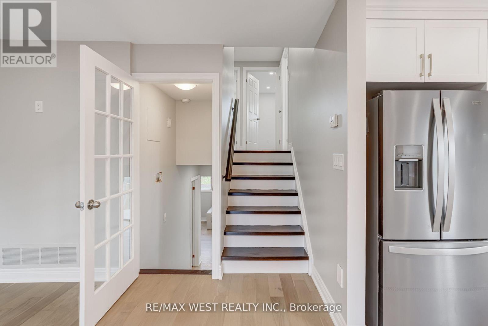 101 Tall Grass Trail, Vaughan, Ontario  L4L 3J3 - Photo 17 - N12600866