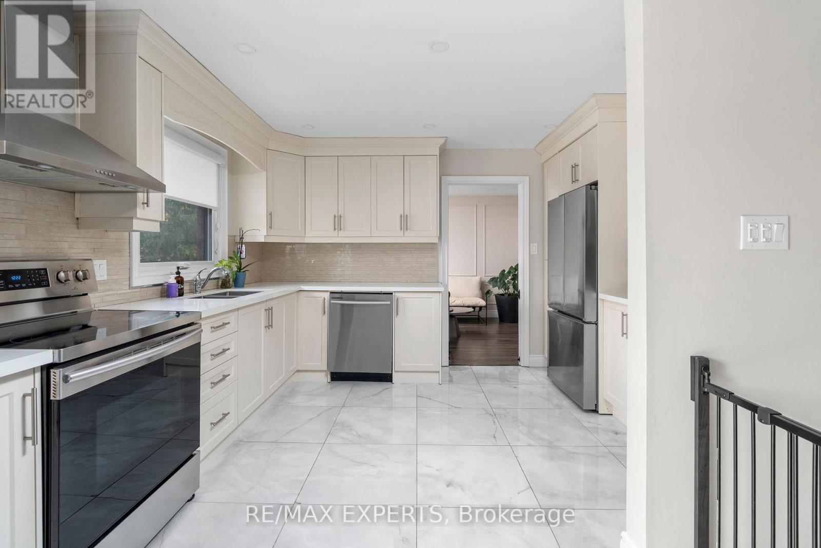 14 Henry Street, Essa (Thornton), Ontario  L0L 2N0 - Photo 27 - N12600882