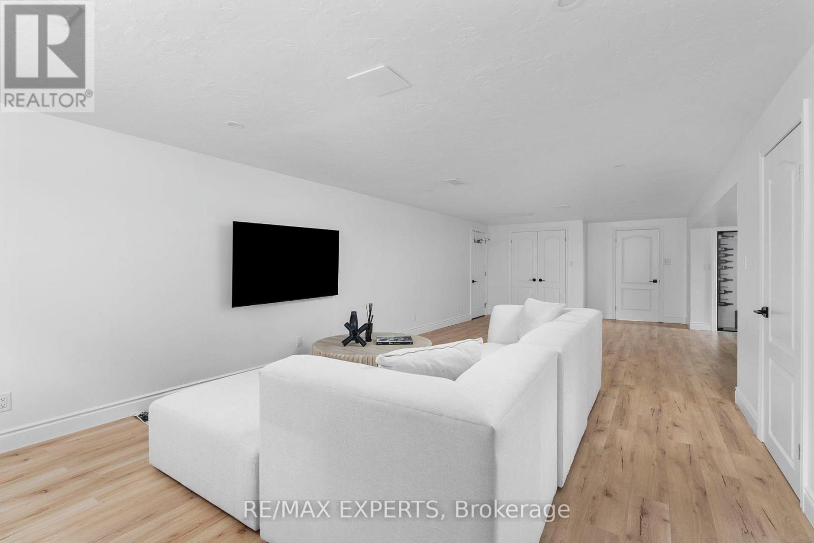 14 Henry Street, Essa (Thornton), Ontario  L0L 2N0 - Photo 44 - N12600882