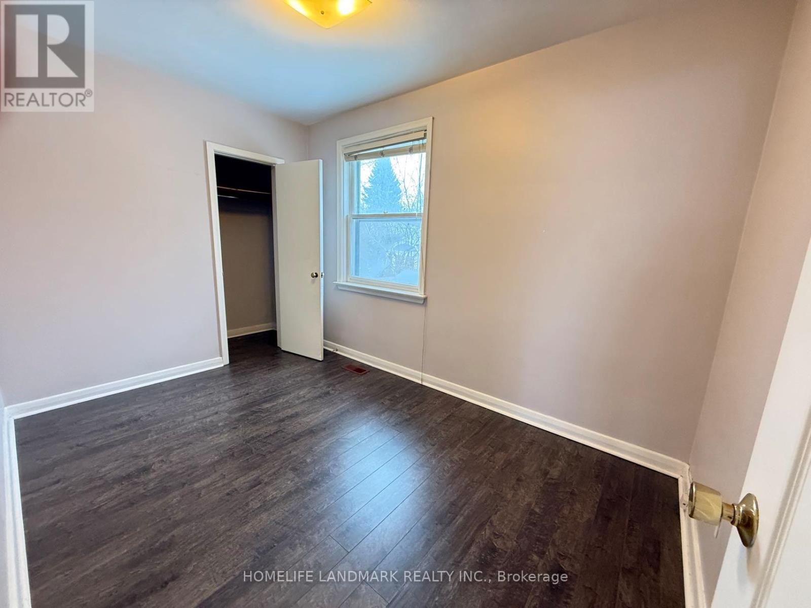 157 Sussex Avenue, Richmond Hill, Ontario  L4C 2E9 - Photo 6 - N12600942