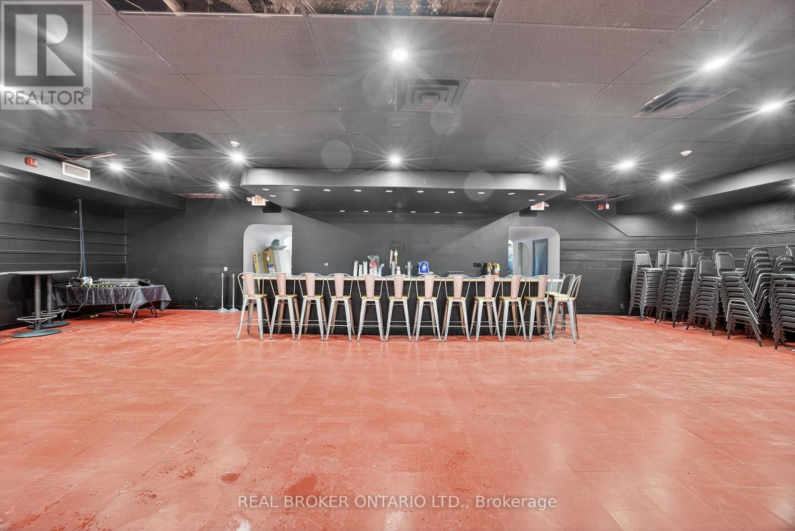 16 West Street S, Orillia, Ontario  L3V 5B8 - Photo 4 - S12600886