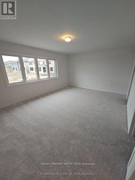 5 Abbey Crescent, Barrie (Painswick South), Ontario  L9J 0B7 - Photo 10 - S12600890