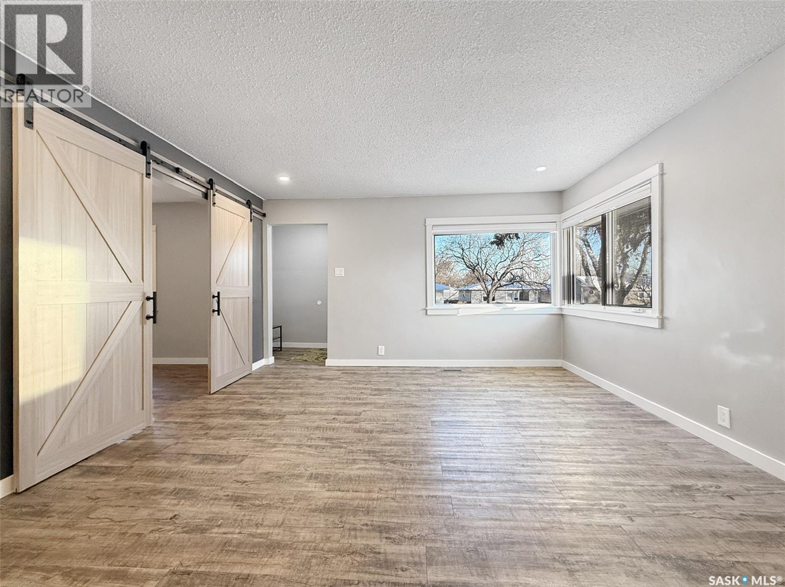 634 5th Avenue Nw, Swift Current, Saskatchewan  S9H 0X4 - Photo 3 - SK025188