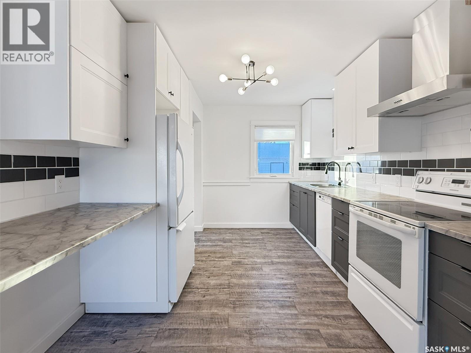 634 5th Avenue Nw, Swift Current, Saskatchewan  S9H 0X4 - Photo 7 - SK025188