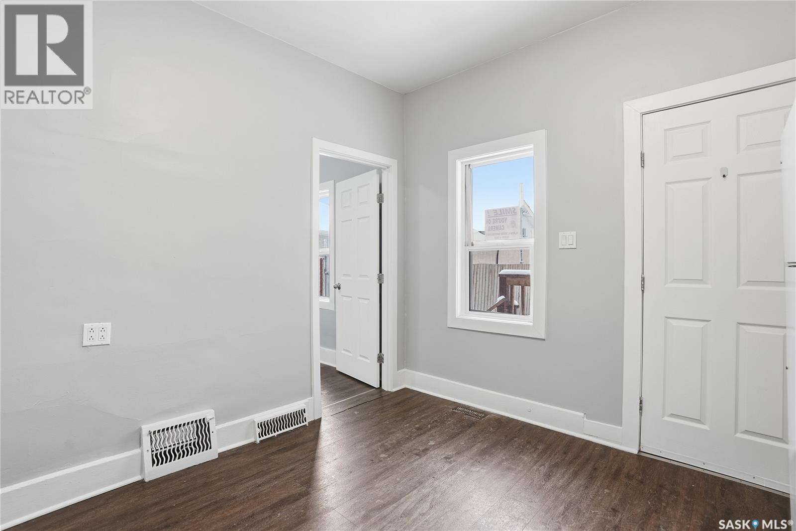 110 F Avenue S, Saskatoon, Saskatchewan  S7M 1S8 - Photo 15 - SK025167