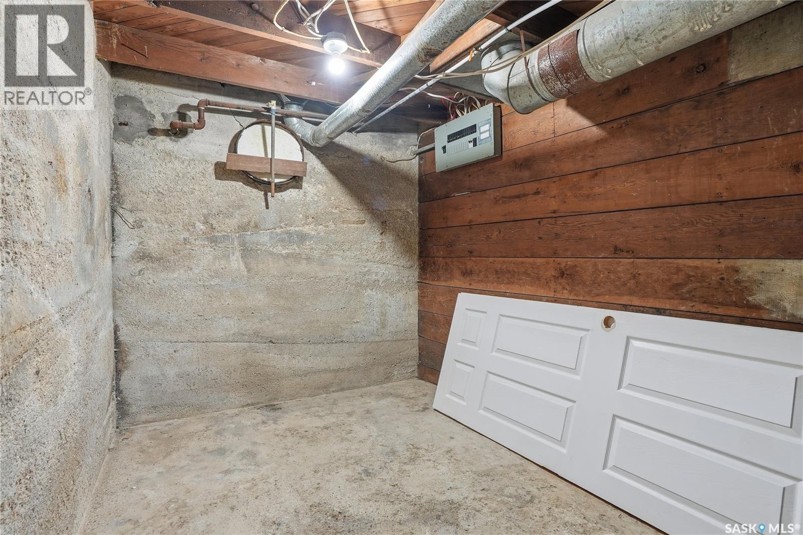 110 F Avenue S, Saskatoon, Saskatchewan  S7M 1S8 - Photo 22 - SK025167