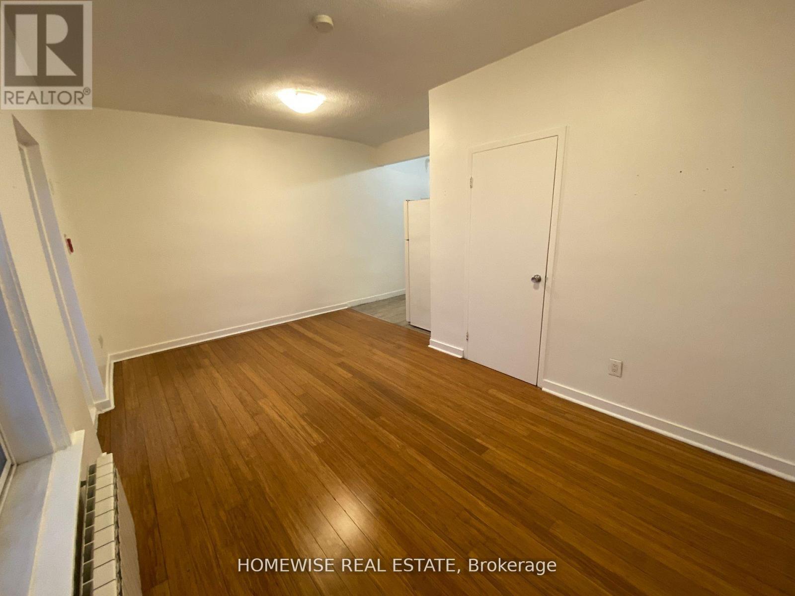 308 - 1 Triller Avenue, Toronto, Ontario  M6K 1B7 - Photo 5 - W12600842