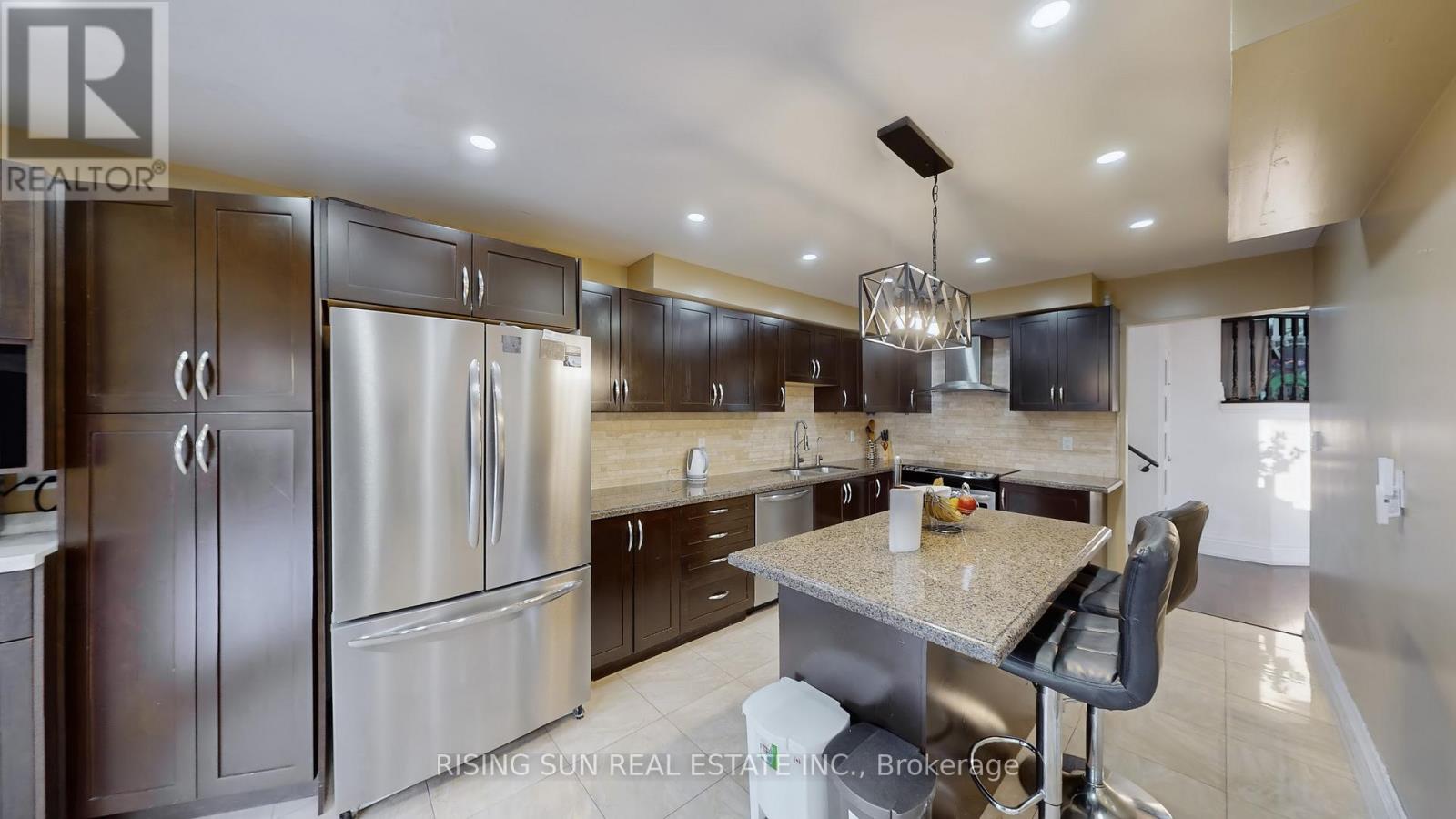 20 Bramoak Crescent, Brampton (Northwest Sandalwood Parkway), Ontario  L7A 1T7 - Photo 13 - W12600844