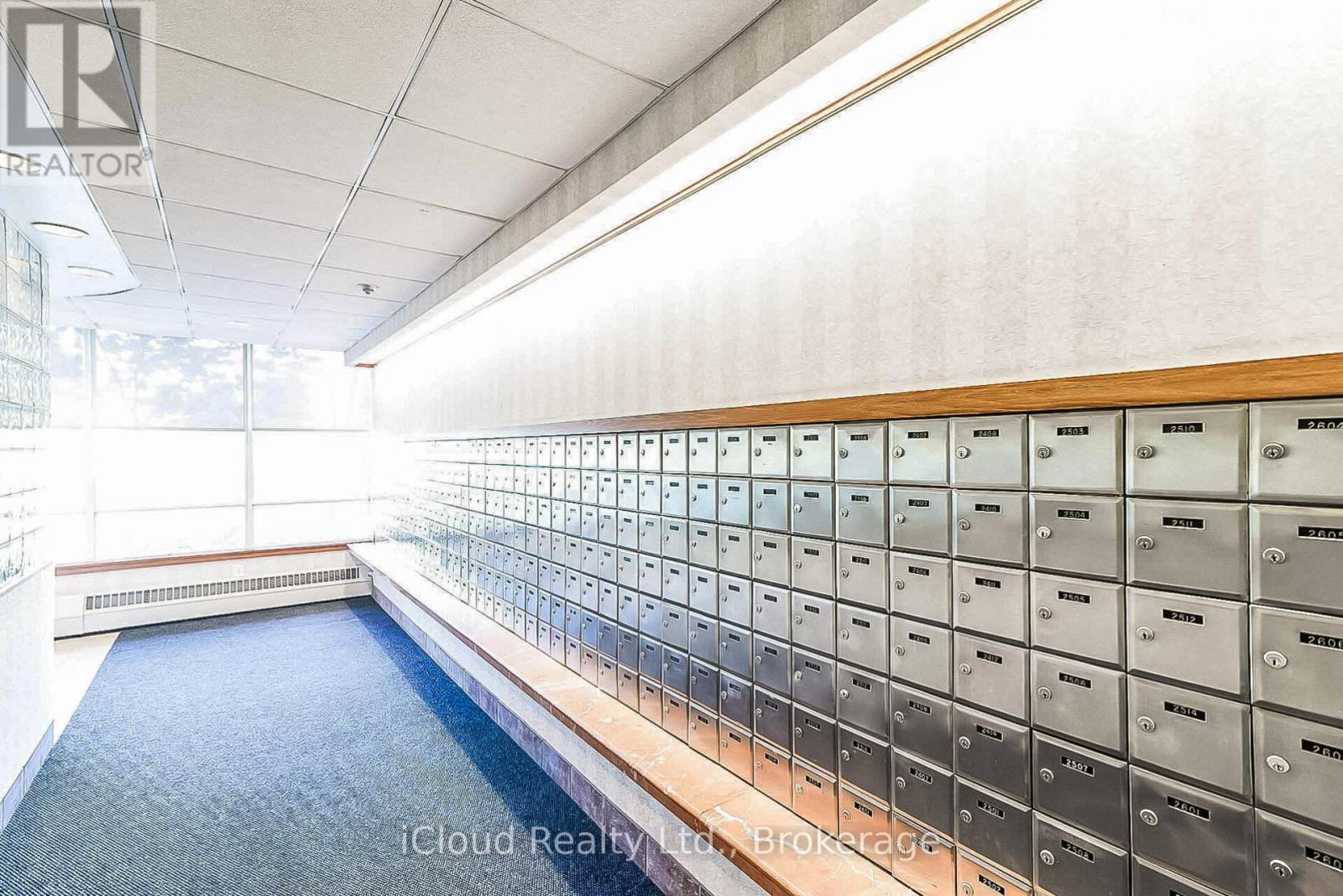 1511 - 550 Webb Drive, Mississauga (City Centre), Ontario  L5B 3Y4 - Photo 5 - W12600860